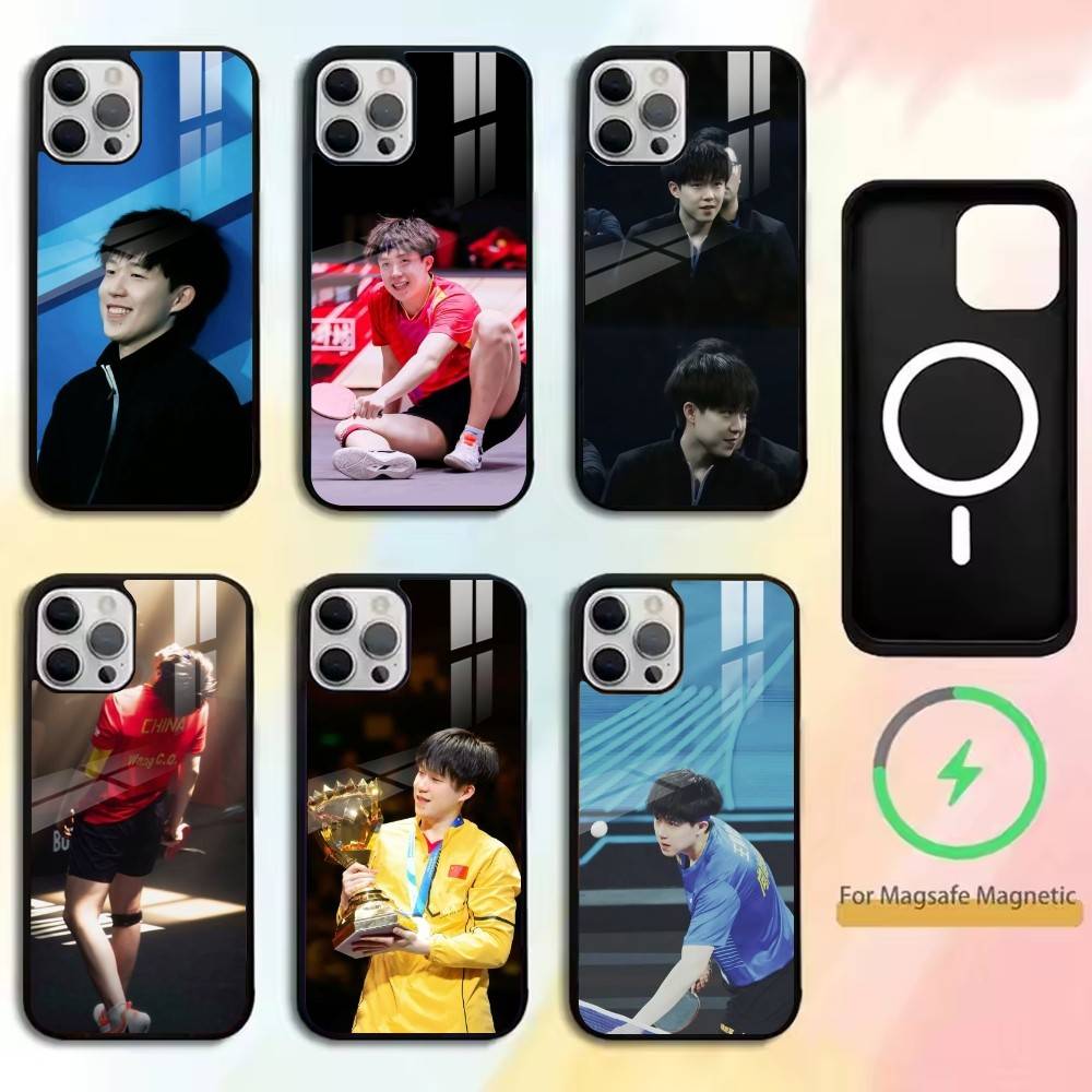 Table Tennis Animation - W-Wang Chuqin-卓球選手 iPhone17、16、15、14、13、12、11 Plus、Pro用スマホケース マグセーフ対応 ワイヤレス充電可能